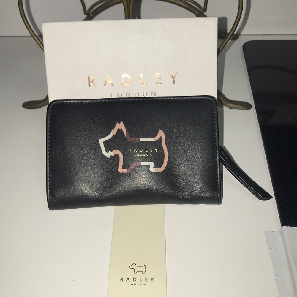 RADLEY LONDON BOVINE LEATHER WALLET